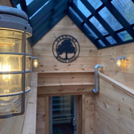 Вилла Vermont Mirror House Guilford Экстерьер фото